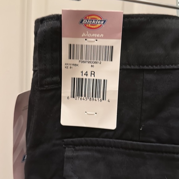 DICKIES Women's Relaxed Fit Straight Leg Cargo Pants - Picture 11 of 16